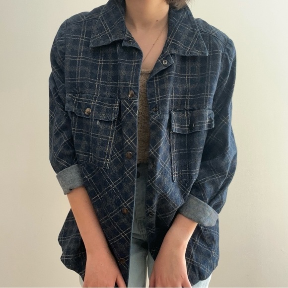 Vintage Jackets & Blazers - VINTAGE DENIM SHACKET WITH GOLD STRIPES